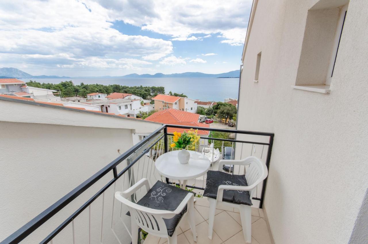 Knezovicapartments Zivogosce Bagian luar foto