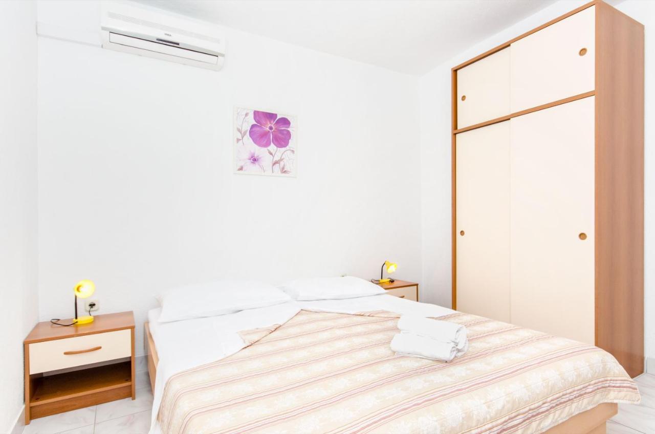 Knezovicapartments Zivogosce Bagian luar foto
