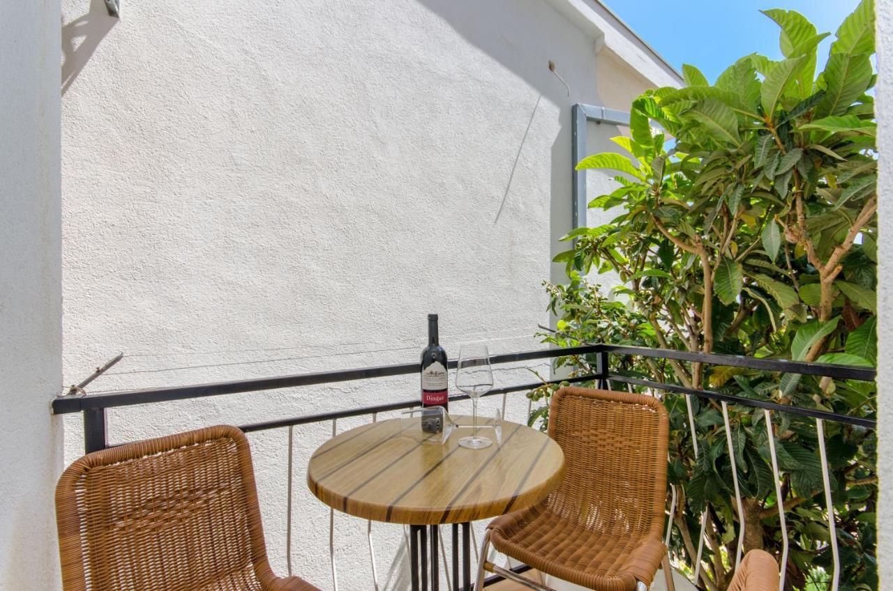 Knezovicapartments Zivogosce Bagian luar foto